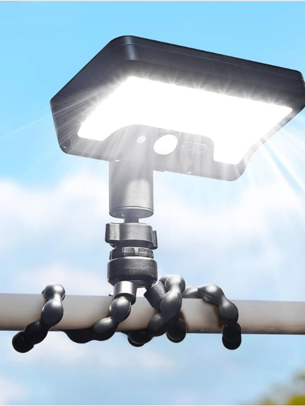 Motion Sensor Solar Security Light w/ Flexible Tripod Legs 600LM Waterproof